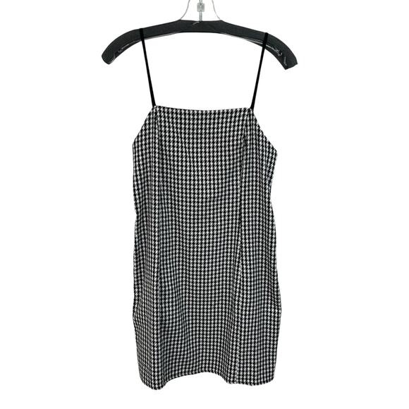 Urban Outfitters Black & White Houndstooth Checkered Mini Slip Dress Medium - Picture 2 of 7